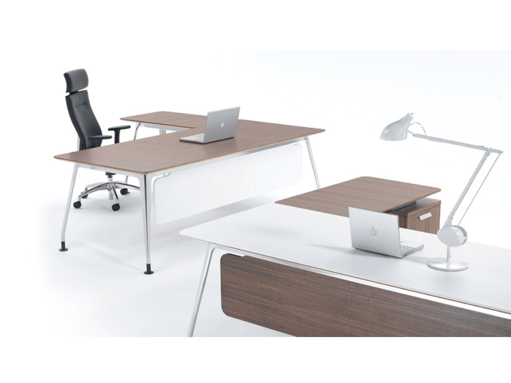 Giovanny Executive Desk With Optional Return 1